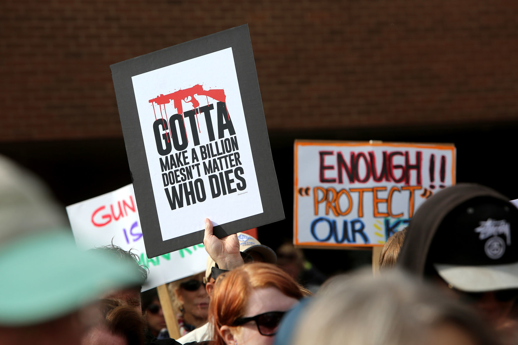 Hundreds Gather For Change